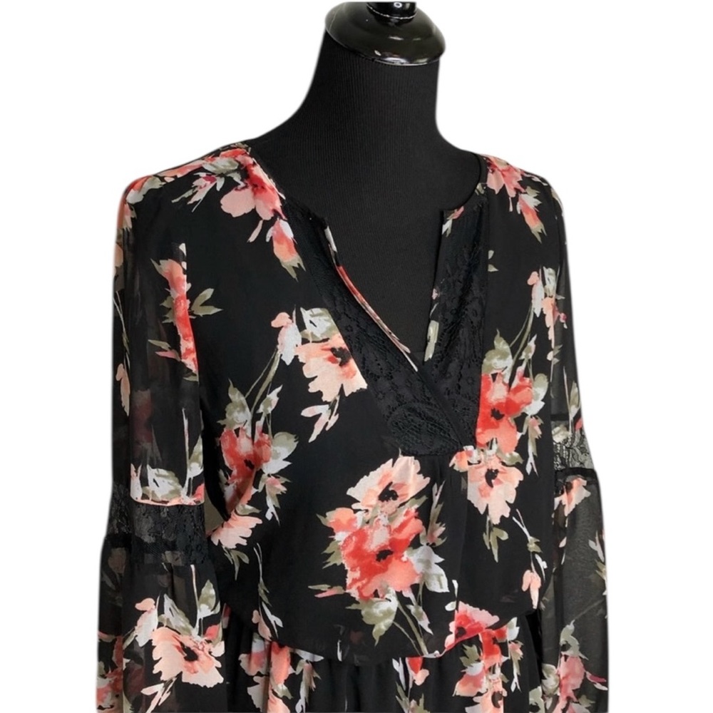 White House Black Market Sz Lrg Open Cap Long Sleeve Semi-Sheer Blouse